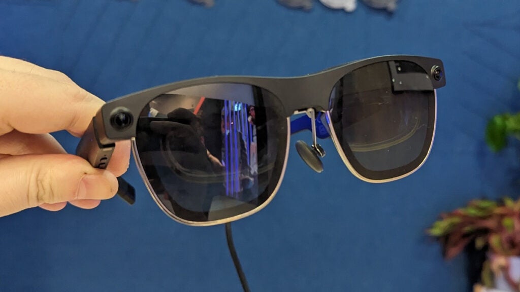 /r/s/1200x7838 wearable tech news hands on xreal air 2 ultra ar smartglasses review image4 8ijywls1vc.jpg