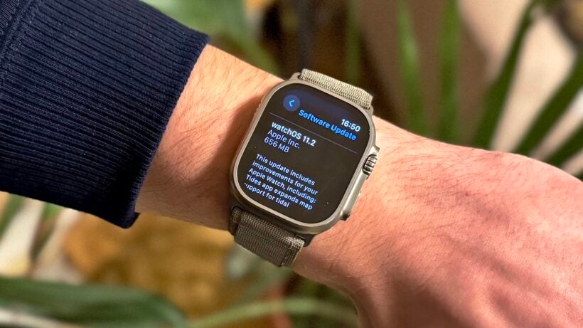 How to update the Apple Watch to the latest watchOS 11 software