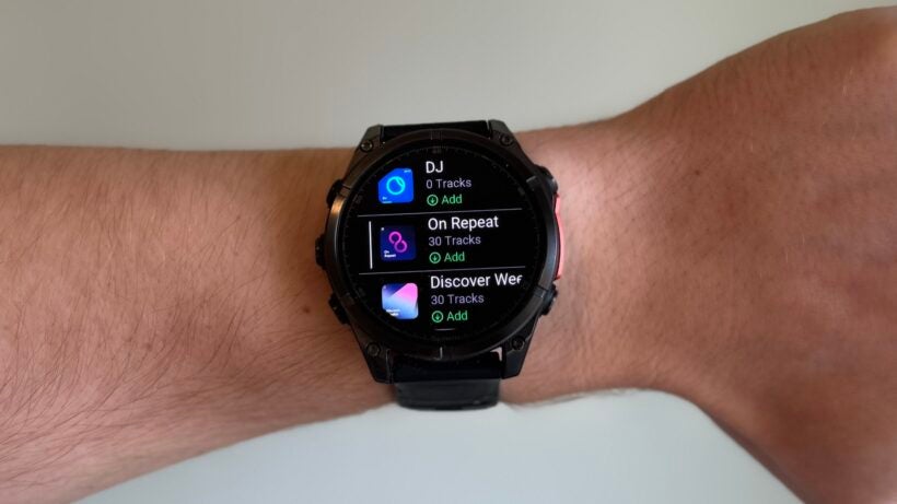 garmin-fenix-8-spotify