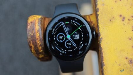 google-pixel-watch-3-review-field-watch-face