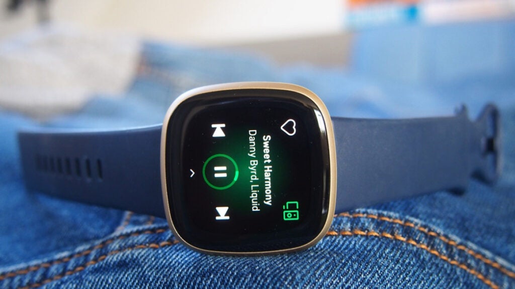 Fitbit Versa 3 review: A potent mix of great battery and top features